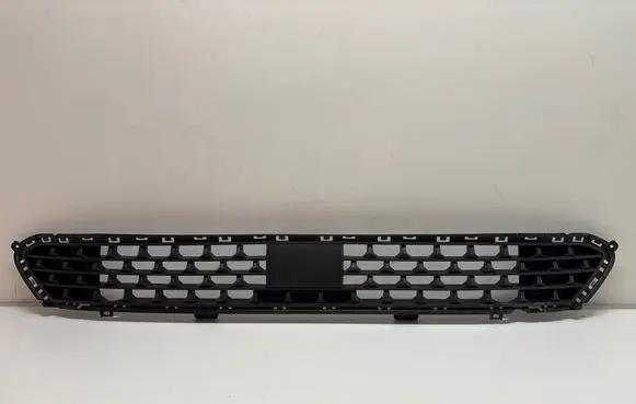 Hyundai Santa Fe Front bumper lower grill 86531S1600