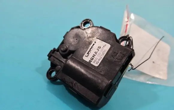 Hyundai i30 A/C air flow flap actuator/motor D332-CK8AA04 IMPRK1369419