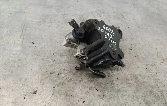 KIA Ceed Fuel injection high pressure pump 