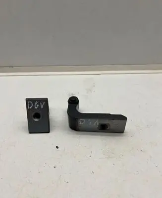 BMW 5 G30 G31 Rear door lower hinge 7333094 7333062
