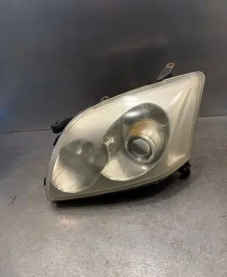 Toyota Avensis T250 Headlight/headlamp 