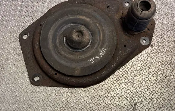 Opel Vivaro Rear coil spring rubber mount 8200050004 91166182