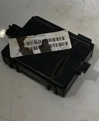 Chrysler Town u0026 Country V Tailgate/trunk control unit/module P05082068AH TRH0390C3846