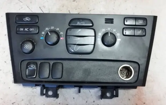 Volvo XC70 Climate control unit 8691876 04W07E02 M6073100062