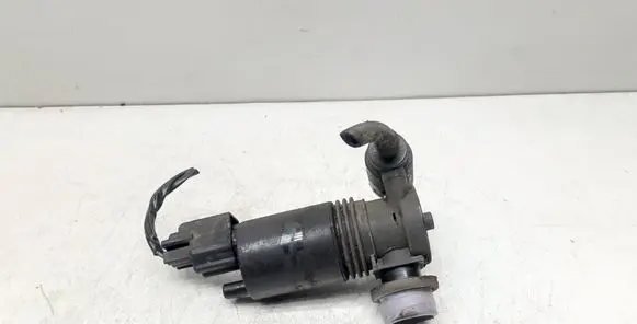 Volvo XC60 Windscreen/windshield washer pump 