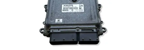 Volvo XC90 Engine control unit/module 31272463AA 0281012103