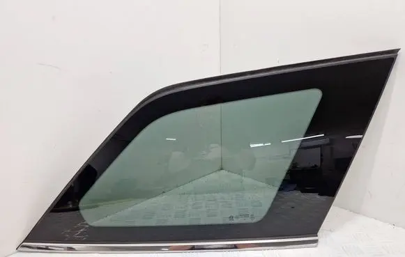 Peugeot 5008 II Rear side window 9812842280 43R002092 E000255