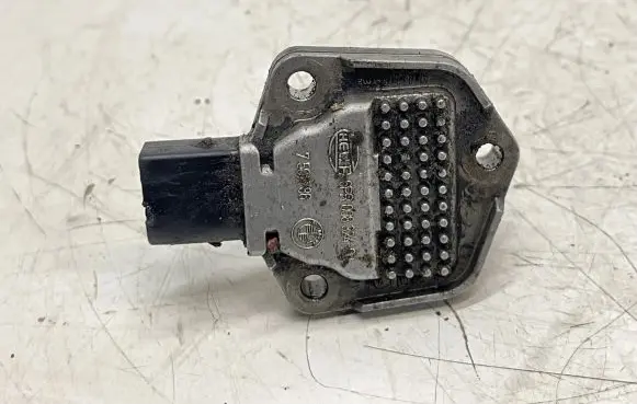 BMW 3 E46 Oil level sensor 7501786 6PR00832400