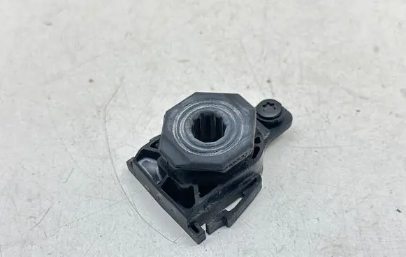 Ford Focus Radiator mount bracket 