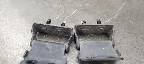 Nissan Murano Z50 Tailgate hinge 
