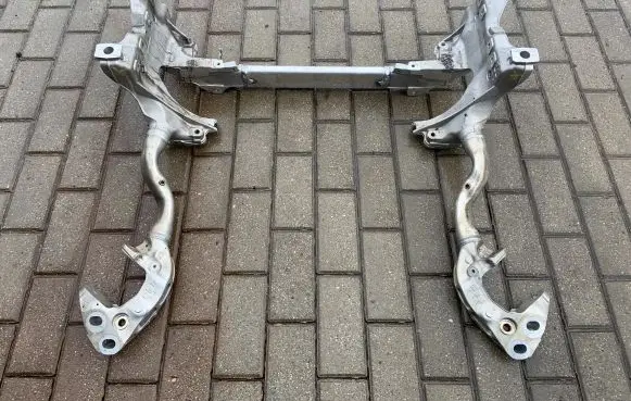 Audi Q7 4M Front subframe 4M0399315R
