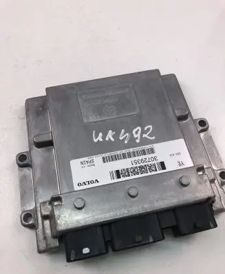 Volvo S80 Engine control unit/module ECU 30729351