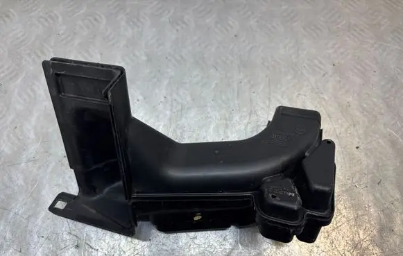 Nissan Qashqai Air intake duct part 4EB0C