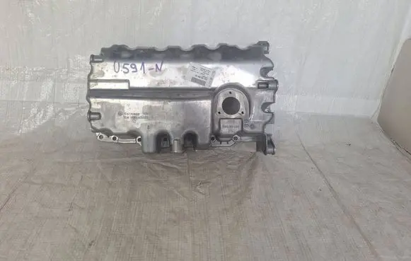 Volkswagen Touran I Oil sump 03G103603AD
