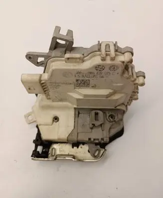 Audi A4 S4 B8 8K Rear door lock 8K0839015C