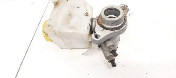 Jaguar XF Brake fluid reservoir 