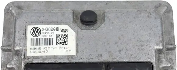 Skoda Fabia Mk2 (5J) Engine control unit/module 03C906024B