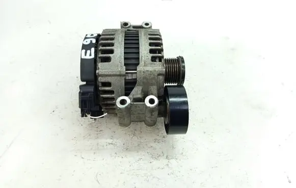 BMW 1 E81 E87 Generator/alternator 7550469 012171501 LJX14M25
