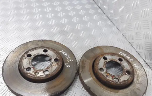 Skoda Fabia Mk2 (5J) Front brake disc