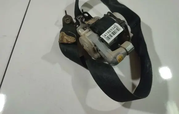 Mazda 5 Front seatbelt 0434086