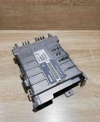 Audi 100 S4 C4 Engine control unit/module ECU 0261200240 4A0907404A