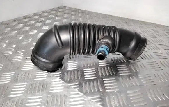 Mazda CX-7 Air intake duct part LB3E13220