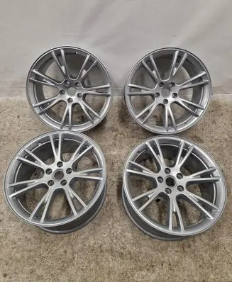 Tesla Model X R19 alloy rim 