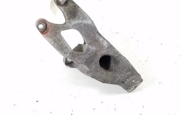 Audi A4 S4 B8 8K Engine mounting bracket 8K0199307BE