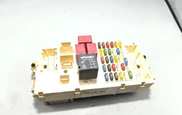 Fiat Stilo Fuse module 46797609 501208530080 27XCRP41C