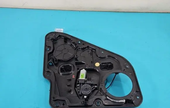 Rear door window regulator with motor