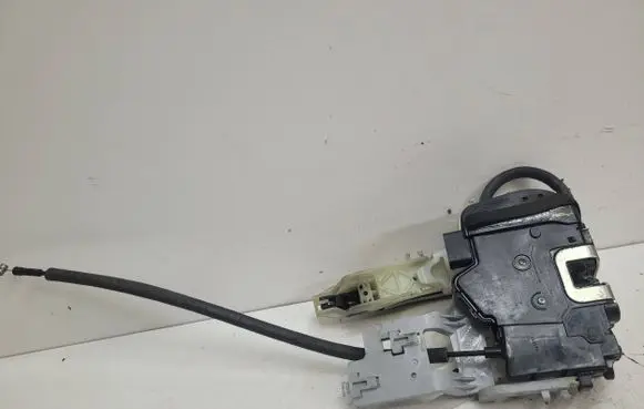 KIA Sportage Front door lock 813203U020