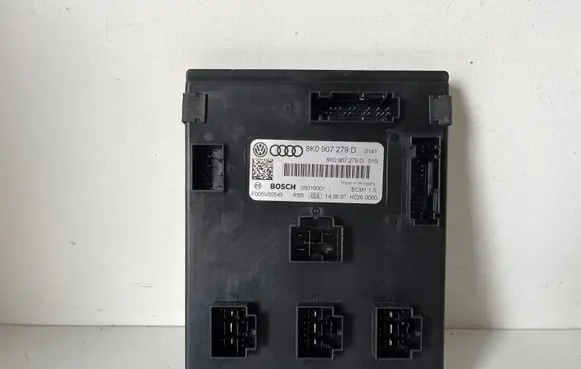 Audi A5 8T 8F Comfort/convenience module 8K0907279D 05019001