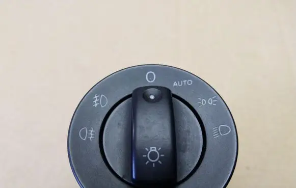 Seat Exeo (3R) Light switch 3R0941531A