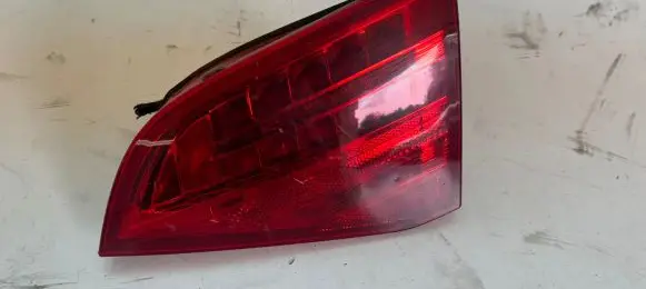 Audi A4 S4 B8 8K Tailgate rear/tail lights 8K9945094B 060910R