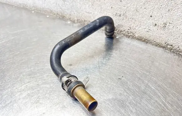 Opel Vectra C Breather hose/pipe 55196566
