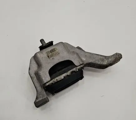 Engine mount bracket