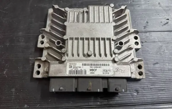 Ford Focus Engine control unit/module 7M5112A650BCF J38AC 5WS40778GT