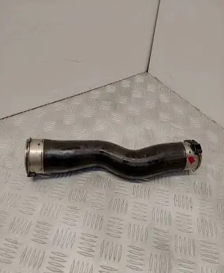 BMW 5 F10 F11 Intercooler hose/pipe