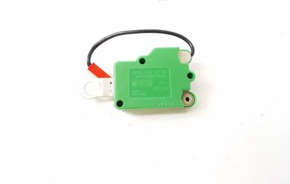 Mercedes-Benz S W220 Aerial antenna amplifier A2208202389