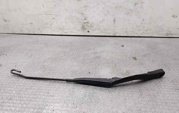 Audi A8 S8 D2 4D Front wiper blade arm 4D1955408B