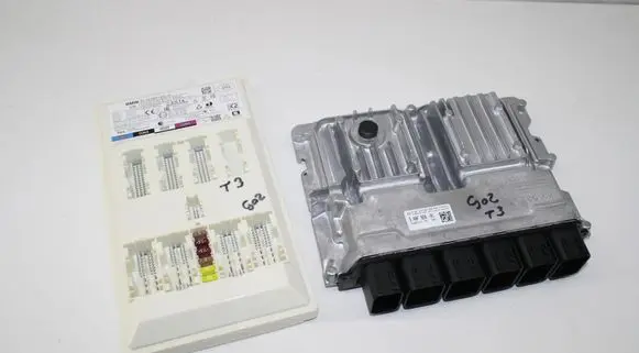 BMW X4 G02 Engine control unit/module 5A8F928 61355B31355