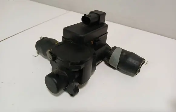 Mercedes-Benz R W251 Electric auxiliary coolant/water pump A2515000340