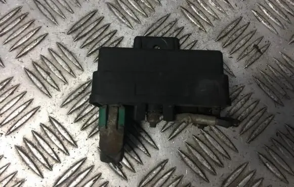 Citroen Xantia Glow plug pre-heat relay ccd43