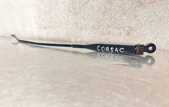 Opel Corsa C Front wiper blade arm 09114667