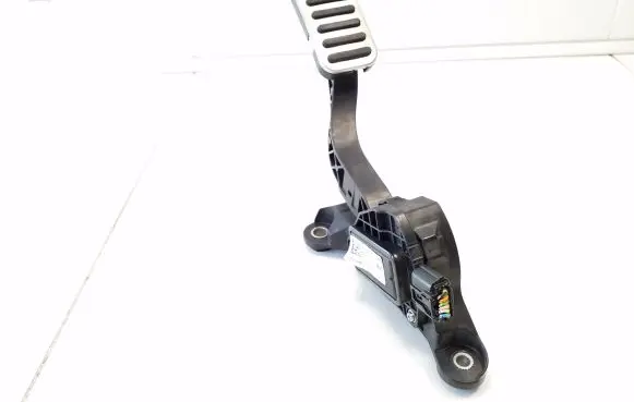 KIA Ceed Accelerator throttle pedal 32700G4210