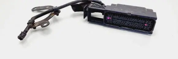 Volkswagen Golf IV ABS module connector plug 