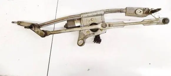 Volvo V70 Front wiper linkage and motor 8324241
