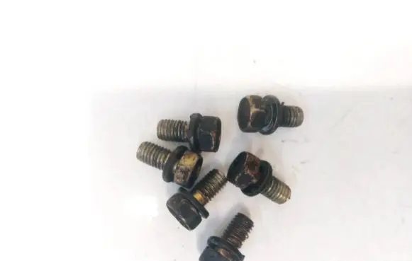 Mitsubishi Lancer Nuts/bolts 