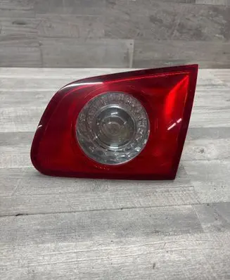 Volkswagen PASSAT B6 Tailgate rear/tail lights 3C9945094