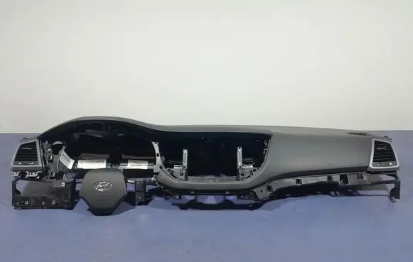Hyundai Tucson JM Dashboard 